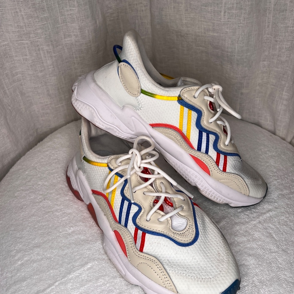 adidas Ozweego 'Rainbow Pride' FY3125 Size 8